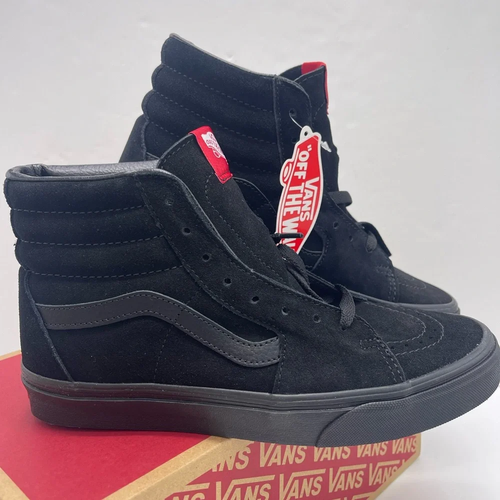 Vans Sk8-Hi 'Black Suede'
Men's Black High-Top Sneakers - Picture 8 of 16